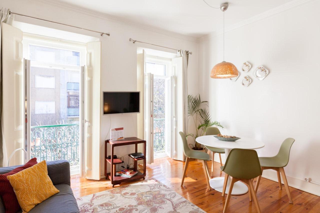Flh The Poet Apartment Near Saldanha Lisbon Luaran gambar
